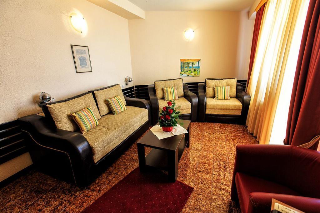סוטומורה Hotel Korali מראה חיצוני תמונה